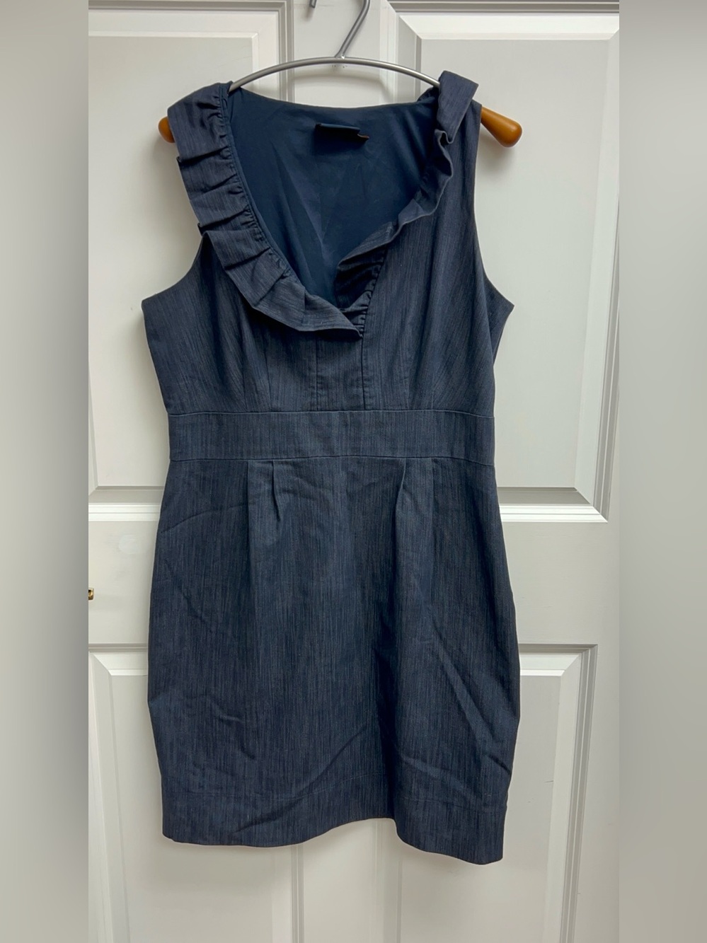 Just Taylor denim ruffle-collar sheath dress Size 12
